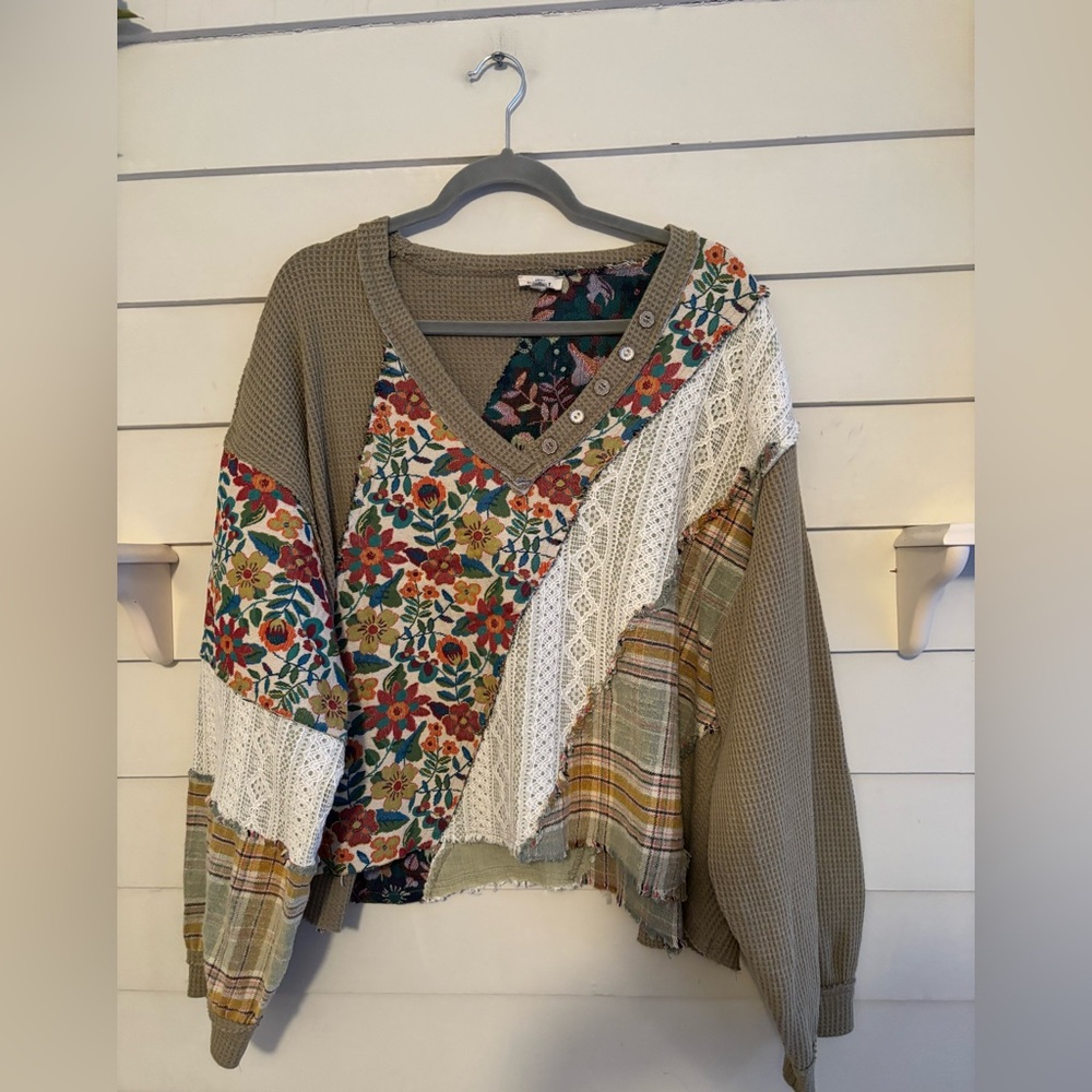 Pol Multicolor And Patterned Patchwork V Neck The… - image 6